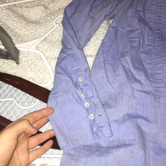 Button up - Picture 4 of 4